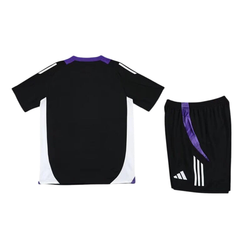 Kit de entrenamiento del Real Madrid 24/25