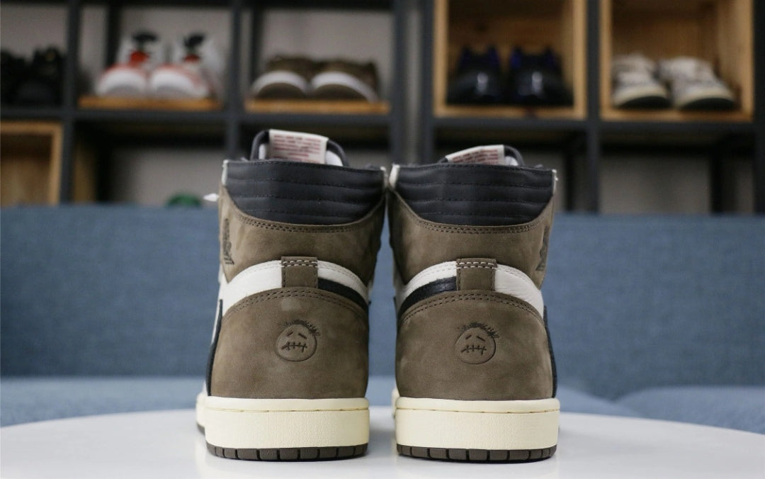 Travis Scott x Air Jordan 1