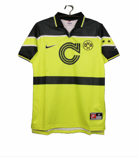 Borussia Dortmund en casa 97/98