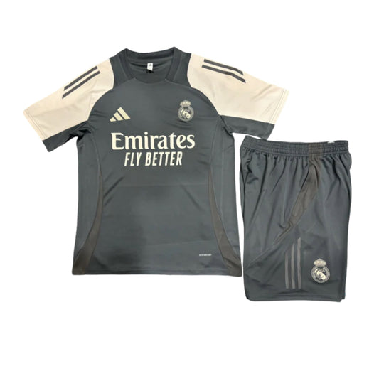 Kit de entrenamiento del Real Madrid 24/25