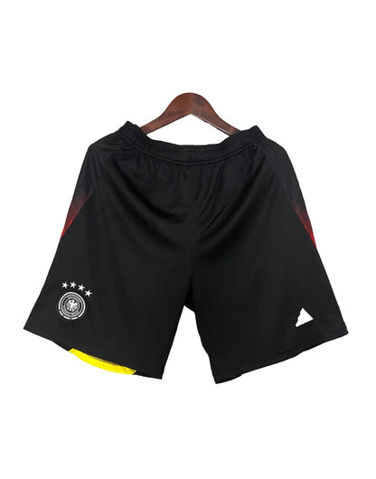 Pantalones cortos de Alemania 24/25