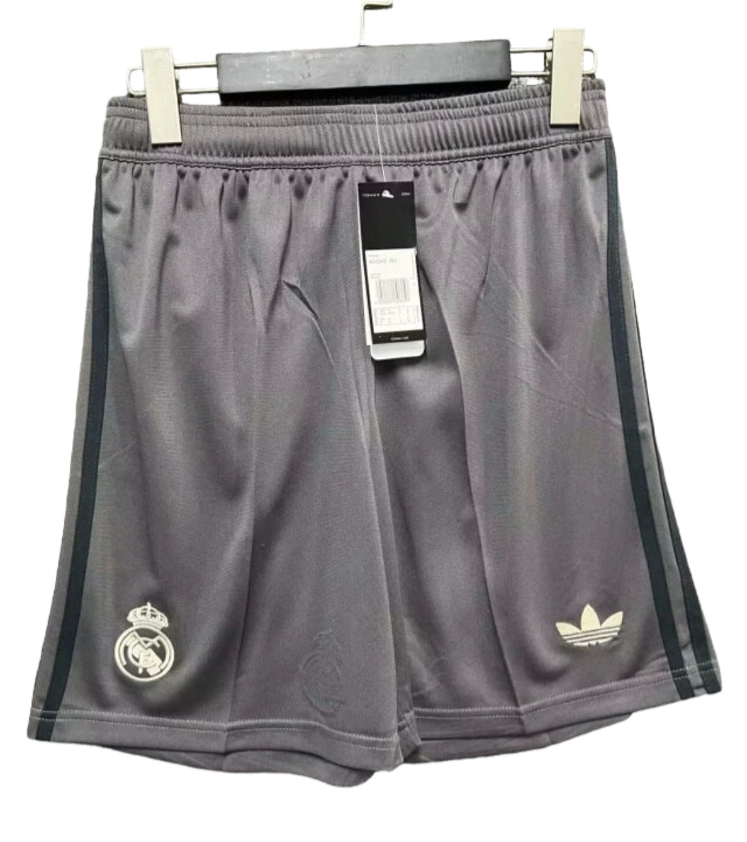 Pantalón corto de la tercera equipación del Real Madrid 24/25