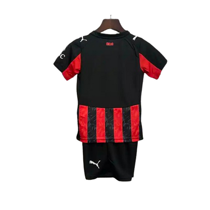 Milan Home - Kit Bambino 25/26