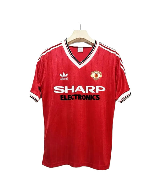 Manchester United 82/83