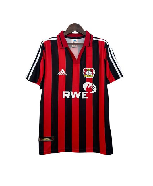Bayer Leverkusen 01/02