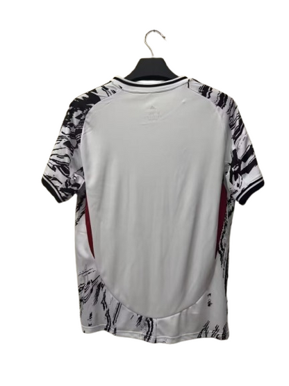 Manchester United away 25/26