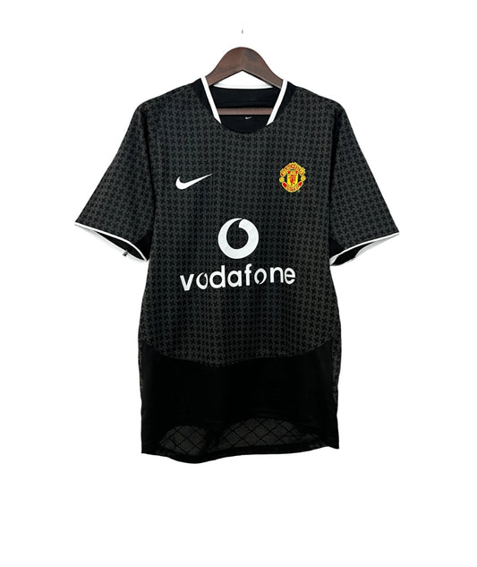 Manchester United Away 03/04