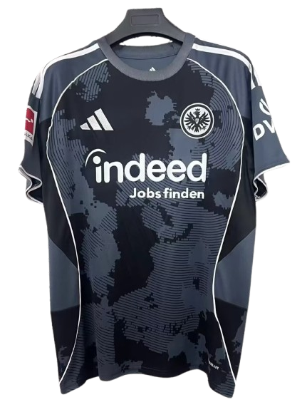 Eintracht Francoforte third 25/26
