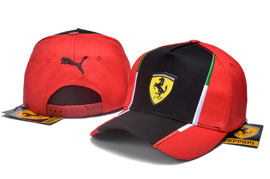 Cappellino Ferrari